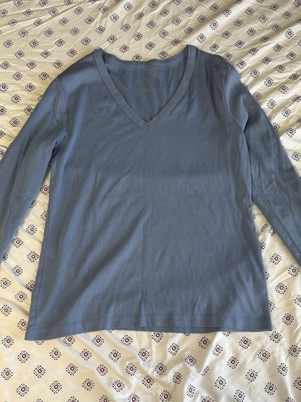 A New Day Women's Long Sleeve shirt top Blue large deep v neck